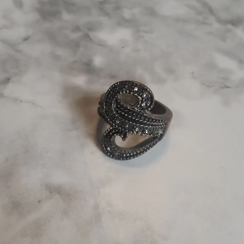 Baroque Rhinestones Swirls Ring Size 7.5 US | Silver Tone Metal